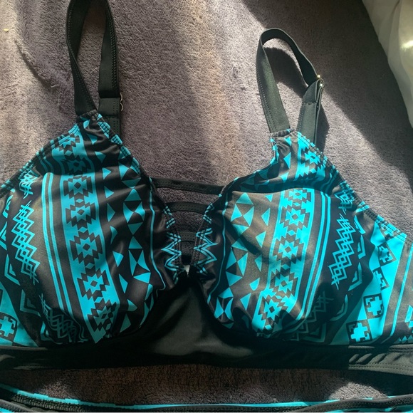 *NEW* SHEIN Swimsuit 2PC Size XL - Picture 2 of 8